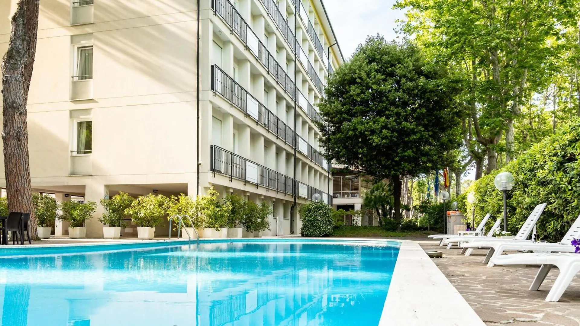 Hotel Corallo Marina Romea